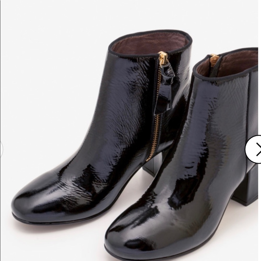Boden boots never worn